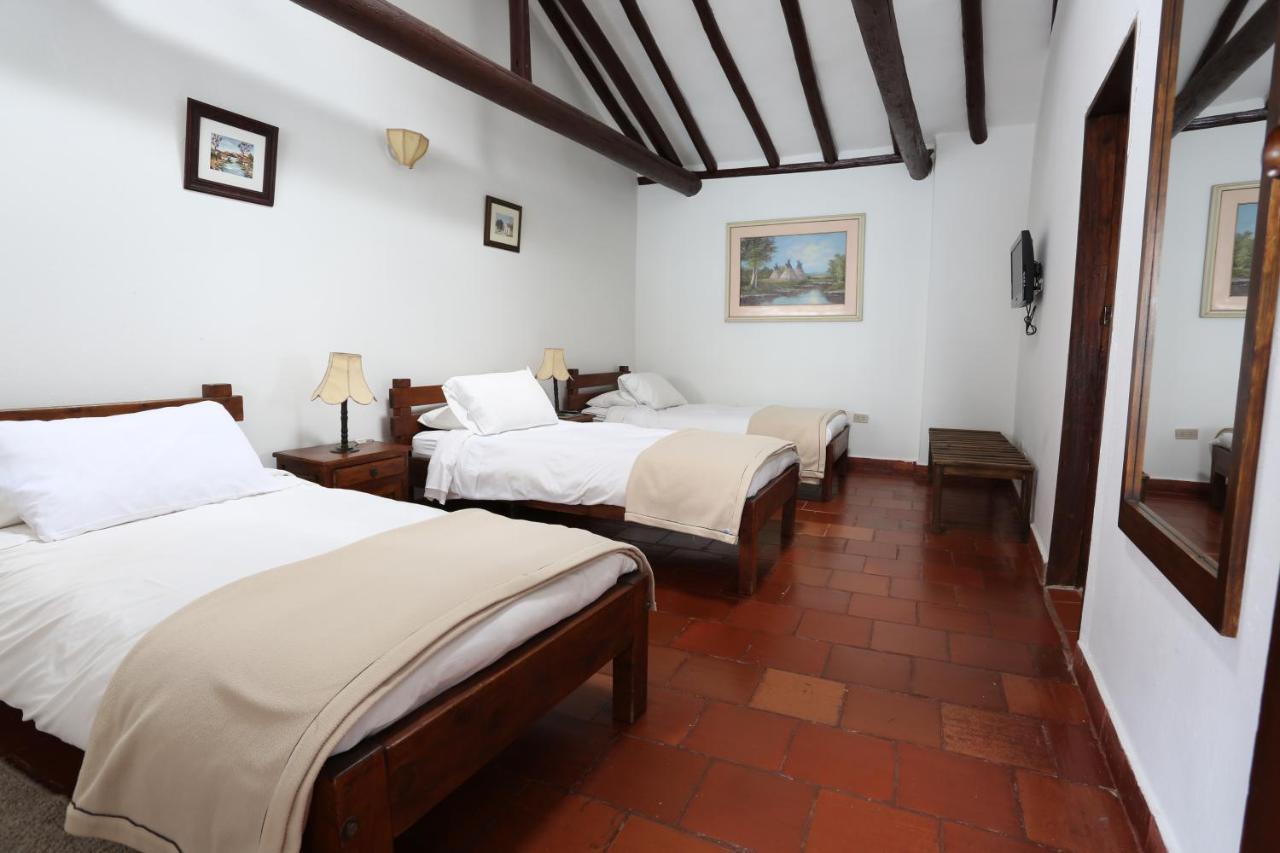 Hotel Meson De Los Virreyes Villa de Leyva Esterno foto