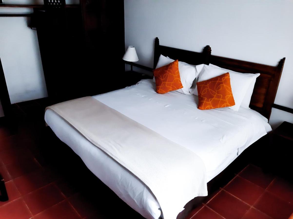 Hotel Meson De Los Virreyes Villa de Leyva Esterno foto