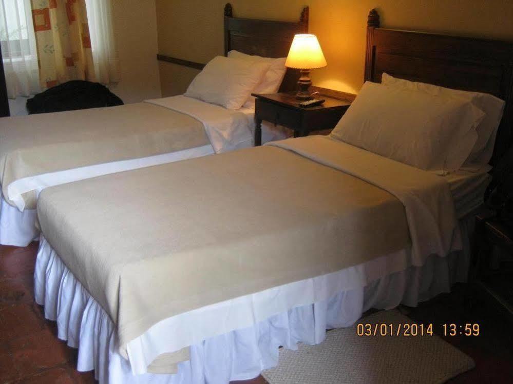 Hotel Meson De Los Virreyes Villa de Leyva Esterno foto